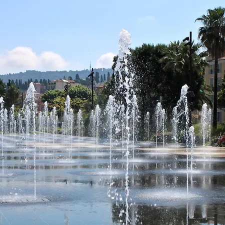 Panoramic Sea View - Terrace - Air Conditioning - 2 Bedrooms - Wifi - Kitchen - Tram * Nizza