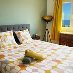 Vue Panoramique - Terrasse - Climatisation - 2 Bedrooms - Wifi - Cuisine - Tramway Appartement Nice
