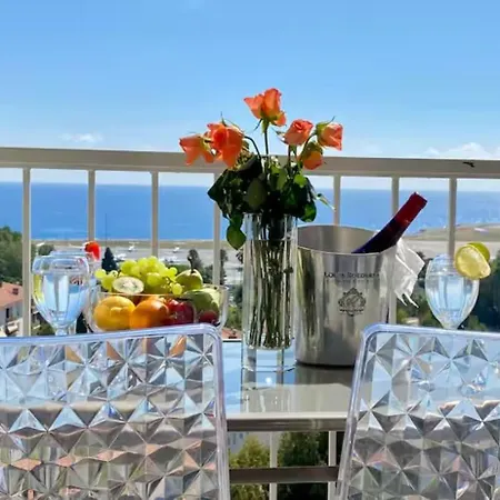 Panoramic Sea View - Terrace - Air Conditioning - 2 Bedrooms - Wifi - Kitchen - Tram Apartment Nice